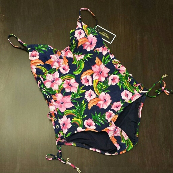 JUICY COUTURE brand new with tags