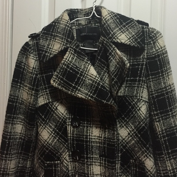 Jacket - Picture 3 of 4