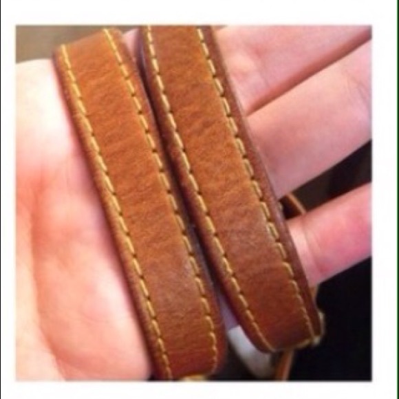 Authentic Beautiful LV petite Bucket - Picture 3 of 4