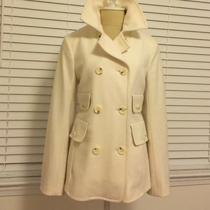 BCBG Creamy white coat