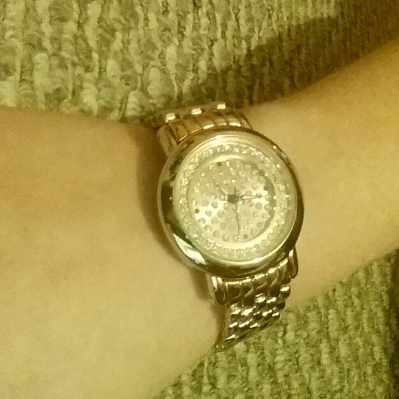 Rose gold watch NWOT