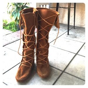 Minnetonka Tall Knee-High Fringe Boots, size 5