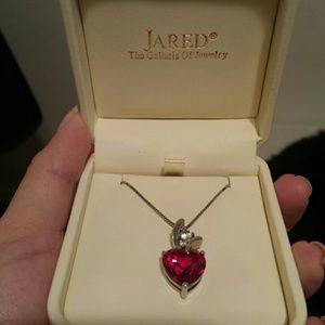 Jared's Sterling Silver Heart Shaped Necklace