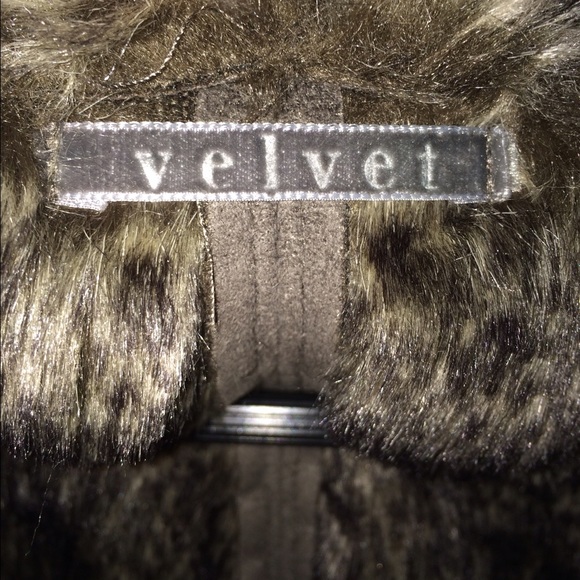 Urban Faux Fur Zip Up Jacket by VELVET - Picture 3 of 4