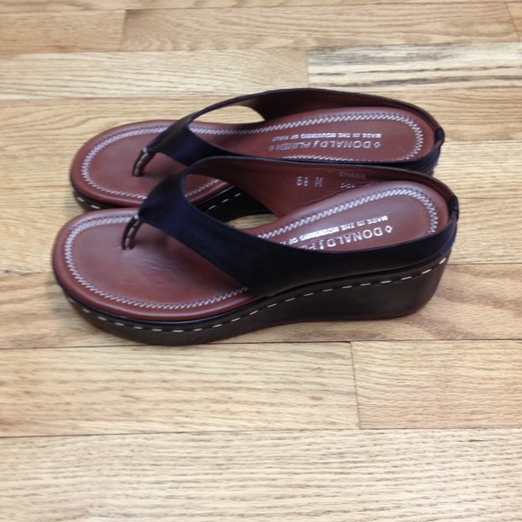 Donald J Pliner Woman Thong Wedge Shoes