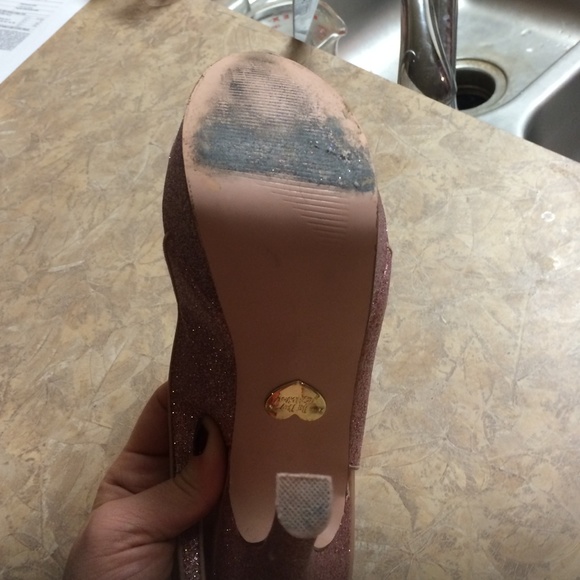 SOLD Betsey Johnson sling back glitter pump - Picture 6 of 6