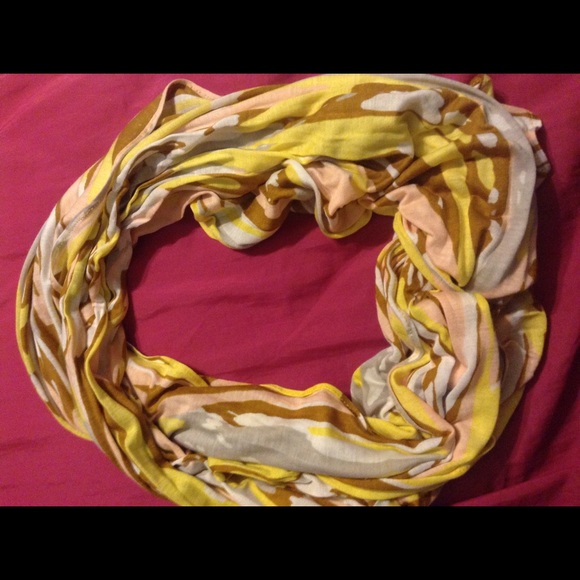 Yellow scarf