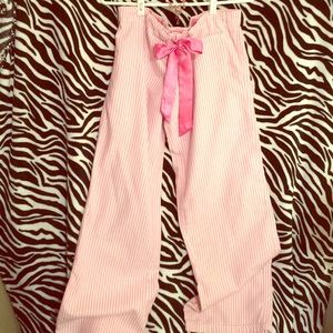 Rock the night away in these cozy pajama pants💝