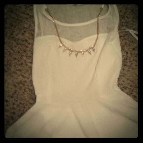 Cinch waistline flair top (white)