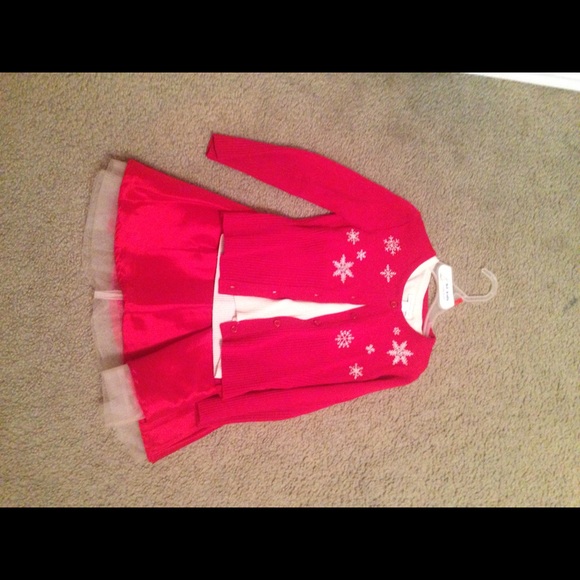 Little girl size 5t charter club xmas outfit.