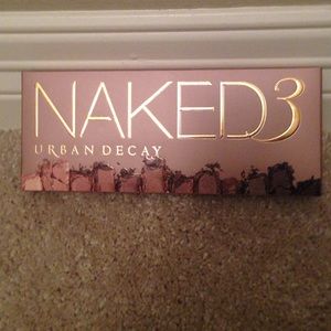 Urban Decay Naked 3