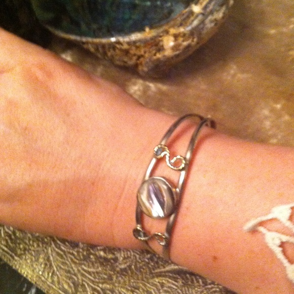 ⭐️HP⭐️Vintage Mother of pearl sterling cuff 925 - Picture 4 of 4