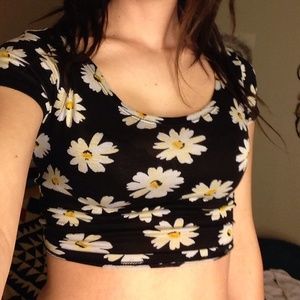 Daisy crop top