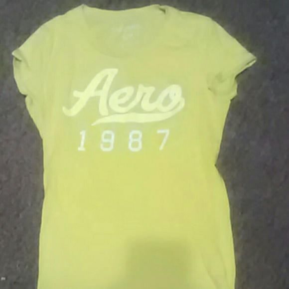 Aeropostale green tshirt