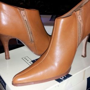 Women's Leather Heel Shoe Boots