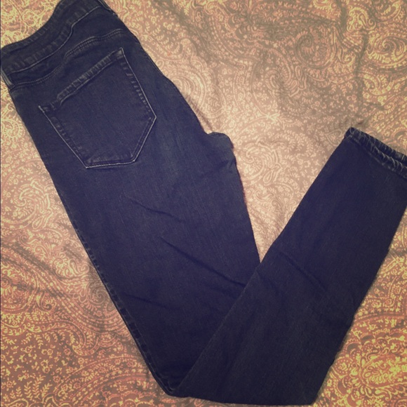 Dark wash "Bullhead Black" skinniest denim