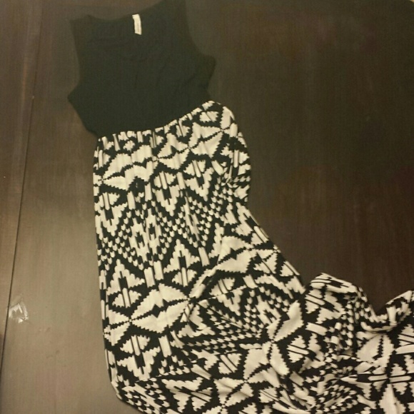 Gorgeous boutique maxi dress
