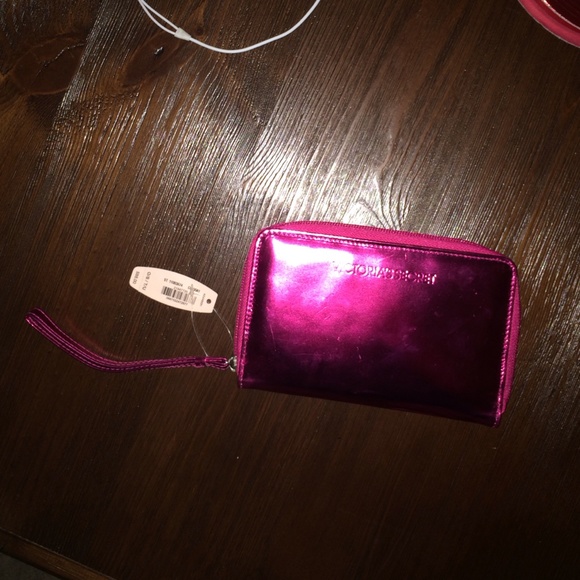 Victorias Secret Wristlet - Picture 1 of 4
