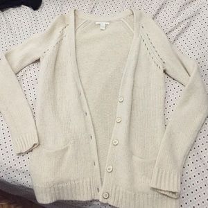 Creme cardigan barely worn