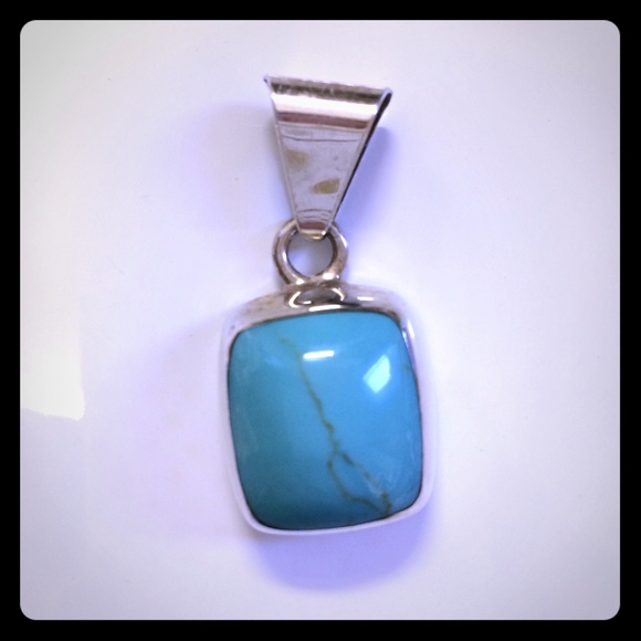 💕 Turquoise  Pendent - Picture 1 of 1