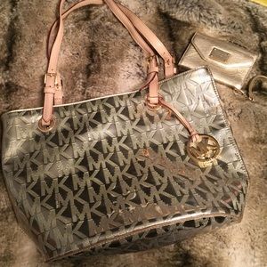 Authentic Gold Michael Kors tote & wristlet