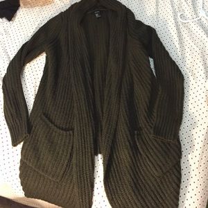 Olive green very warm knit cardigan with pockets