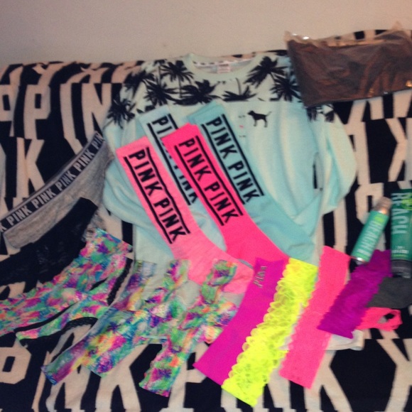 PINK Victoria's Secret Accessories - Huge PINK bundle