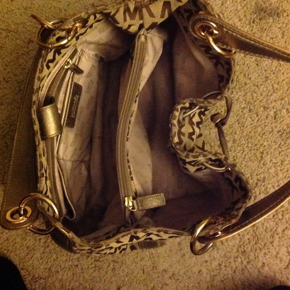 Michael by Michael Kors monogram signature tote - Picture 4 of 4