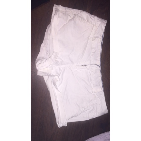 Aeropostale white size 5 shorts
