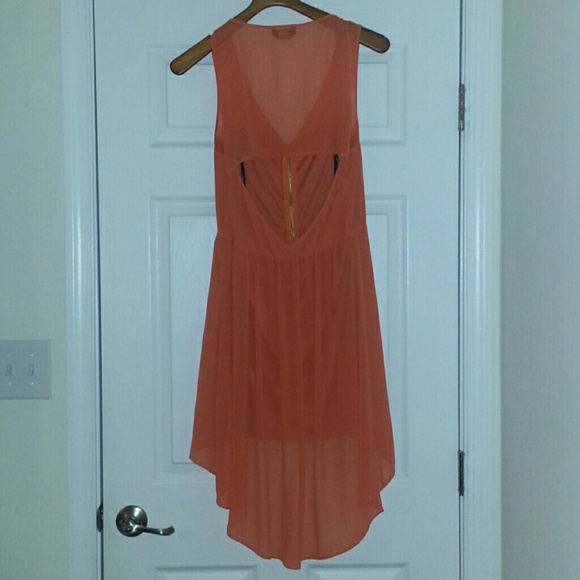 Dress - Picture 3 of 3