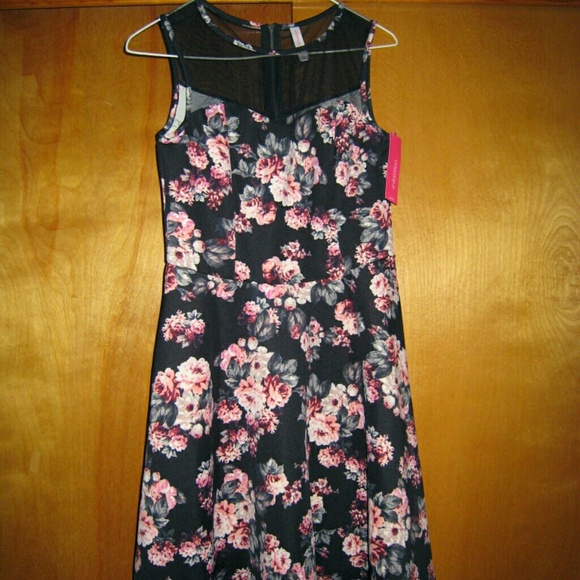 Black floral zippered dress - Picture 1 of 2