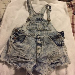 Ashy washed denim shorts jumper!!
