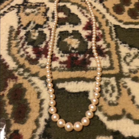Pearl necklace - Picture 1 of 1