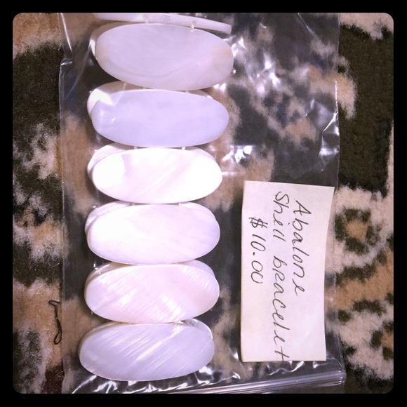 White abalone shell bracelet - Picture 1 of 1