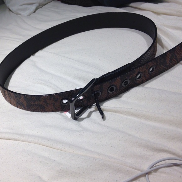 Via Spiga texture snakeskin print leather belt