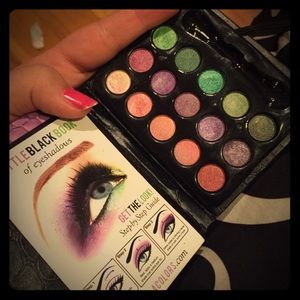 Avon eyeshadow pallet