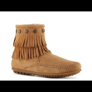 🚫Sold🚫 Minnetonka double fringe tramper boots