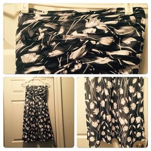 WHITE HOUSE BLACK MARKET STRAPLESS DRESS