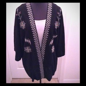 Black kimono with stitched detail