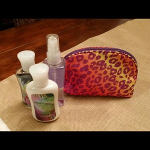 Bath & Body leopard bag with Into the Wild set