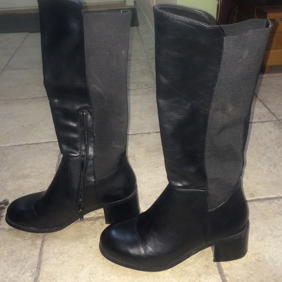 Forever 21 boots - Picture 1 of 4