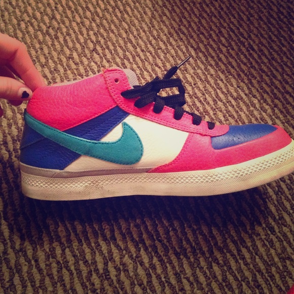 Nike fashion shoes