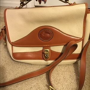 Vintage Dooney and Bourke purse authentic)