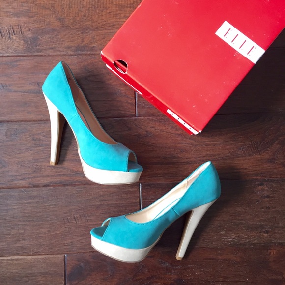 ELLE Teal heels