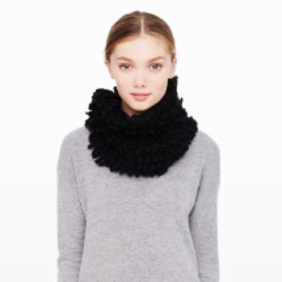 Club Monaco Black Infinity Scarf