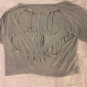 Cut out 💀 top