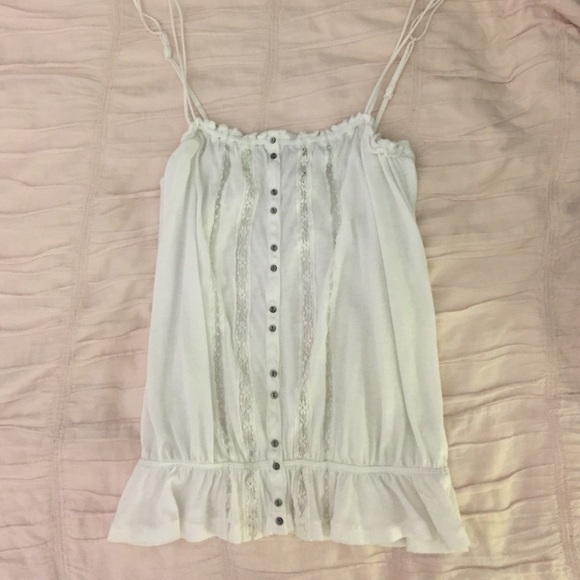 Abercrombie & Fitch White top