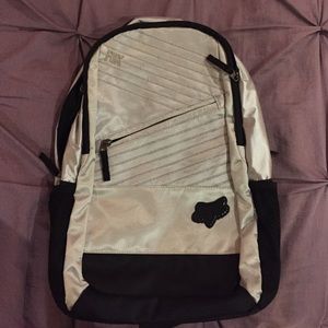 Fox girls silver backpack
