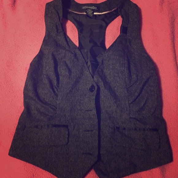 Stooshy vest