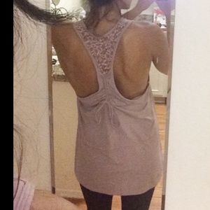 Rose lace tank 💖💖 dressy or hot yoga top!!